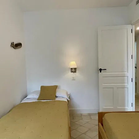 Palmeras 3, Apartamento *
